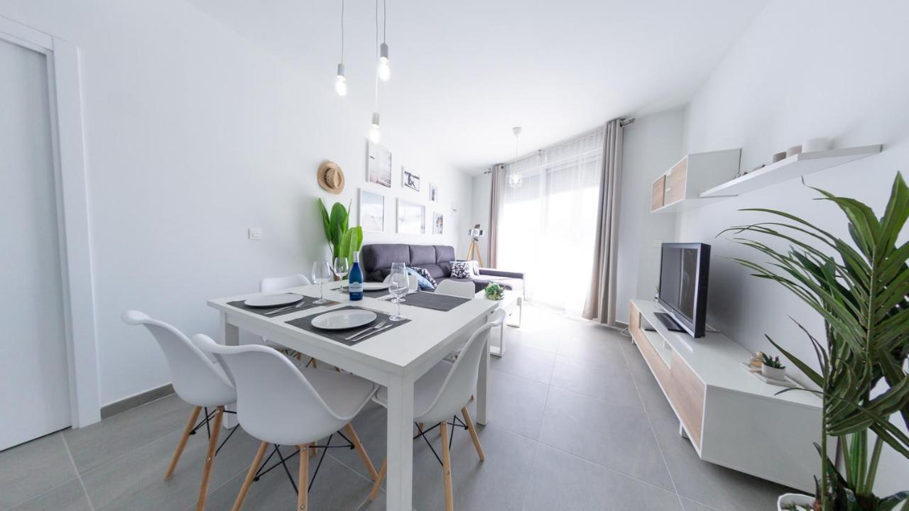 Viento Grande, Apartamento Boutique En La Playa Рота Екстериор снимка